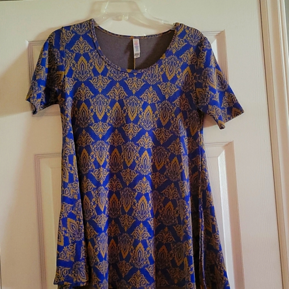 Womens LulaRoe short sleeve top